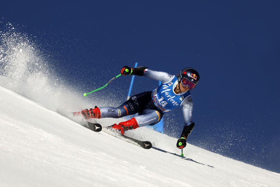 https://www.ski-nordique.net/sofia-goggia-se-retrouve-avec-deux-pieds-gauches.6663457-87570.html